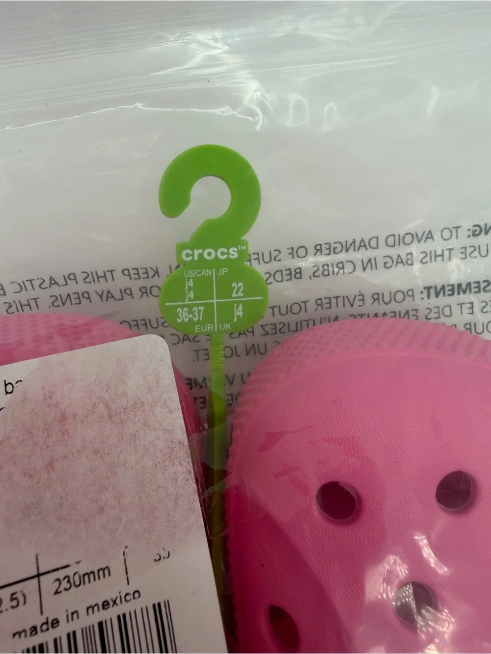 CROCS Kids Classic Clogs in Hot Pink